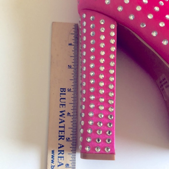 HP🎉New Glam Pink Rhinestone Boots - Picture 4 of 6